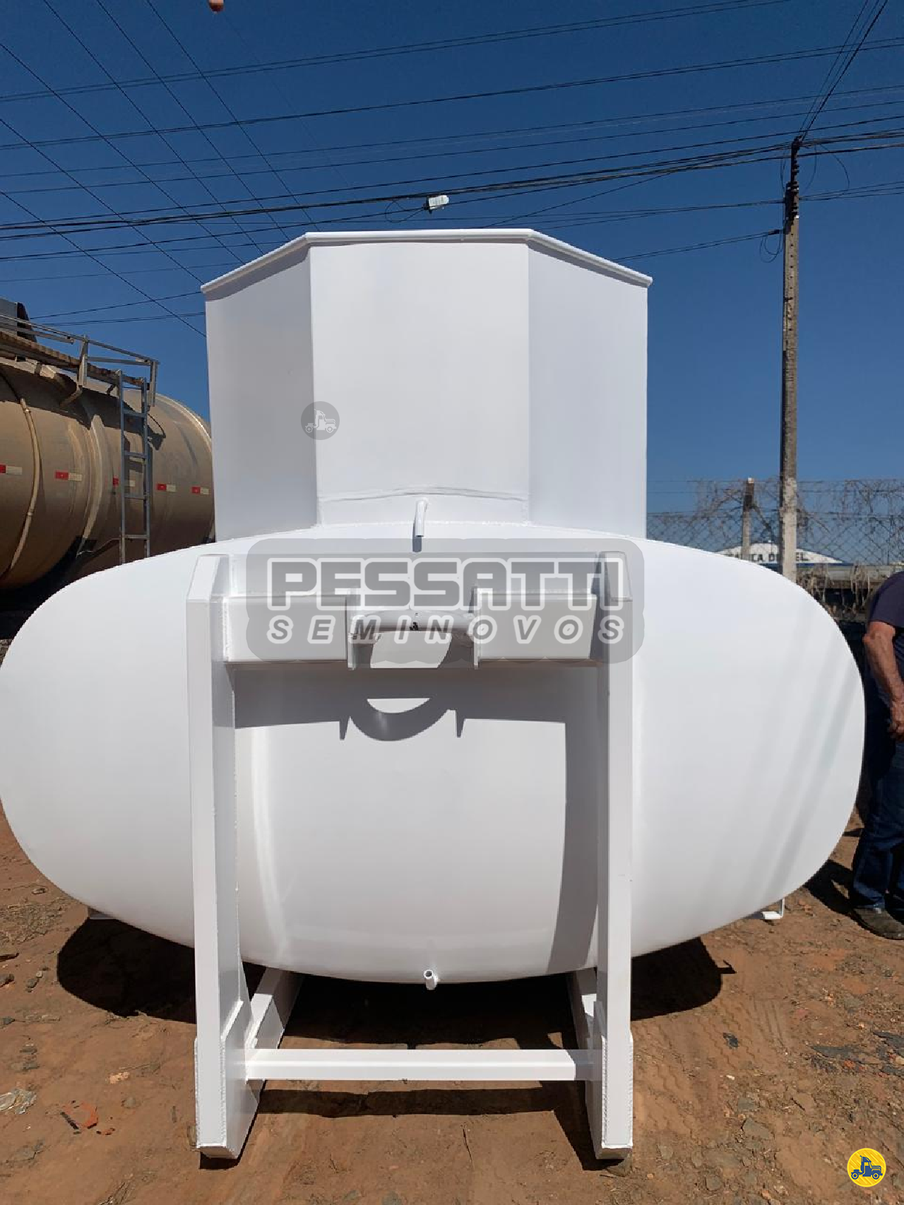 CARROCERIA SOBRE CHASSI  BITRUCK TANQUE AÇO Pessatti Seminovos CORDEIROPOLIS SÃO PAULO SP